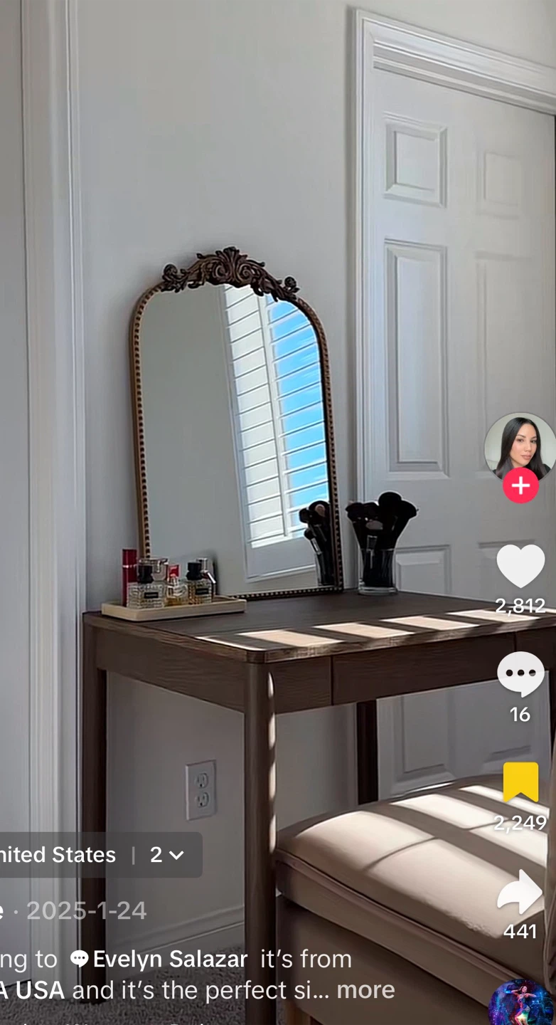 Antique Gold Arch Mirror - photo 3