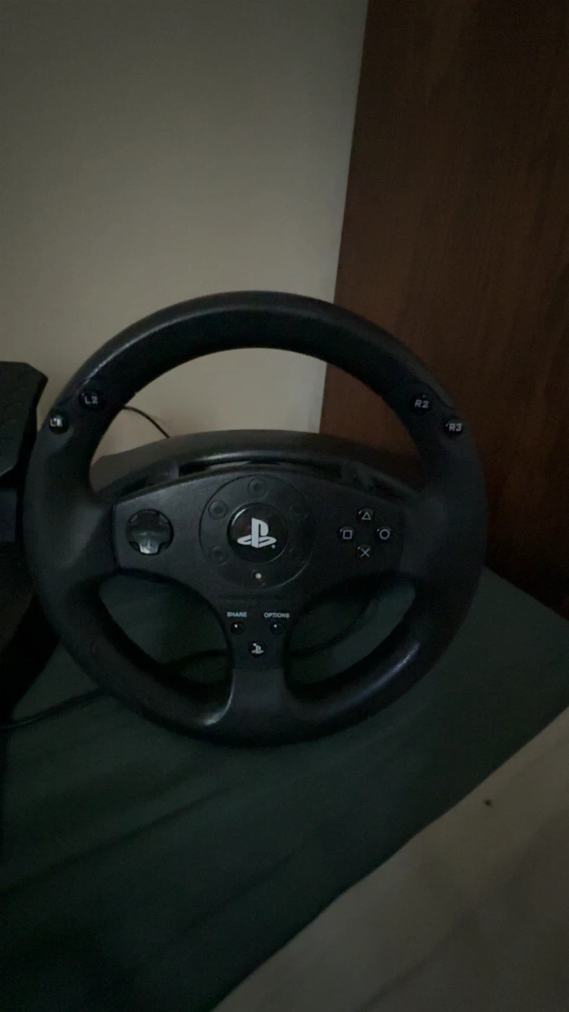 Thrustmaster Gaming Steering Wheel and Pedals for PlayStation - photo 2