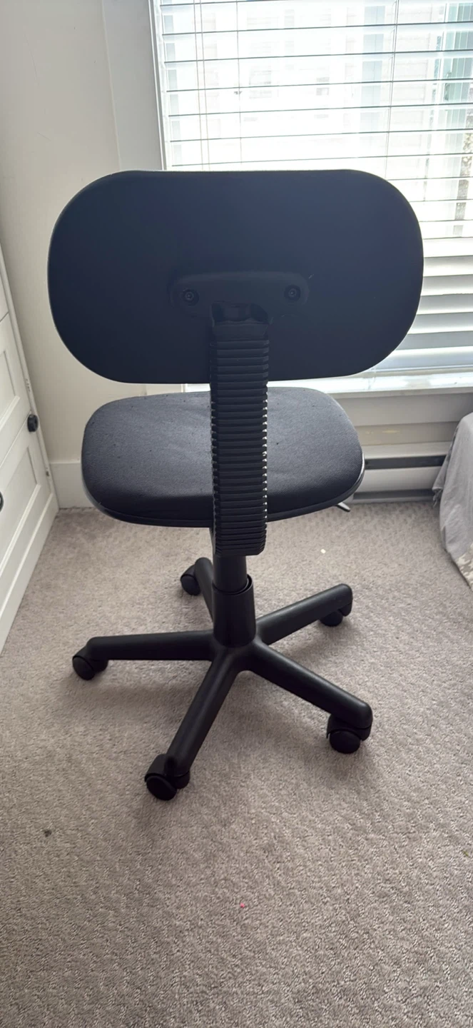 Black Office Chair - photo 2