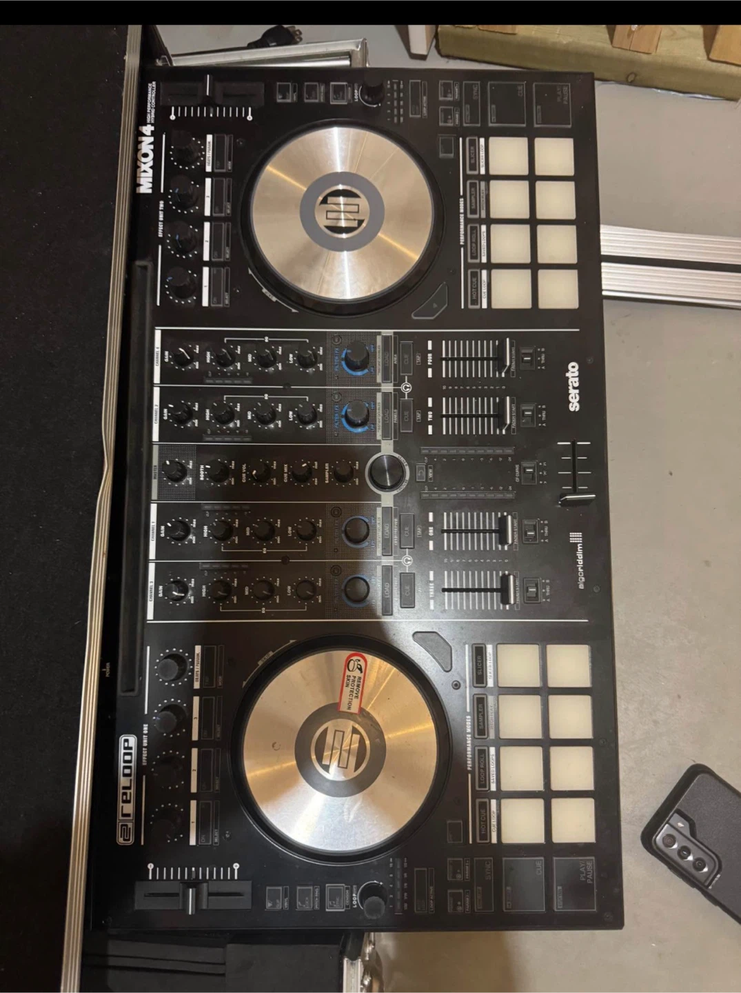 DJ EQUIPMENT