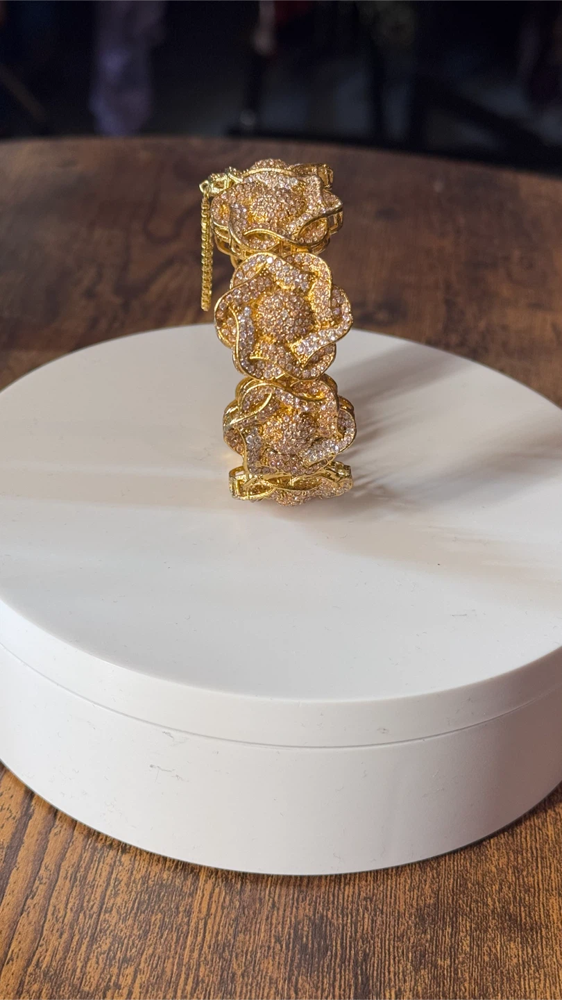 Gold Rose openable Bracelet - photo 3