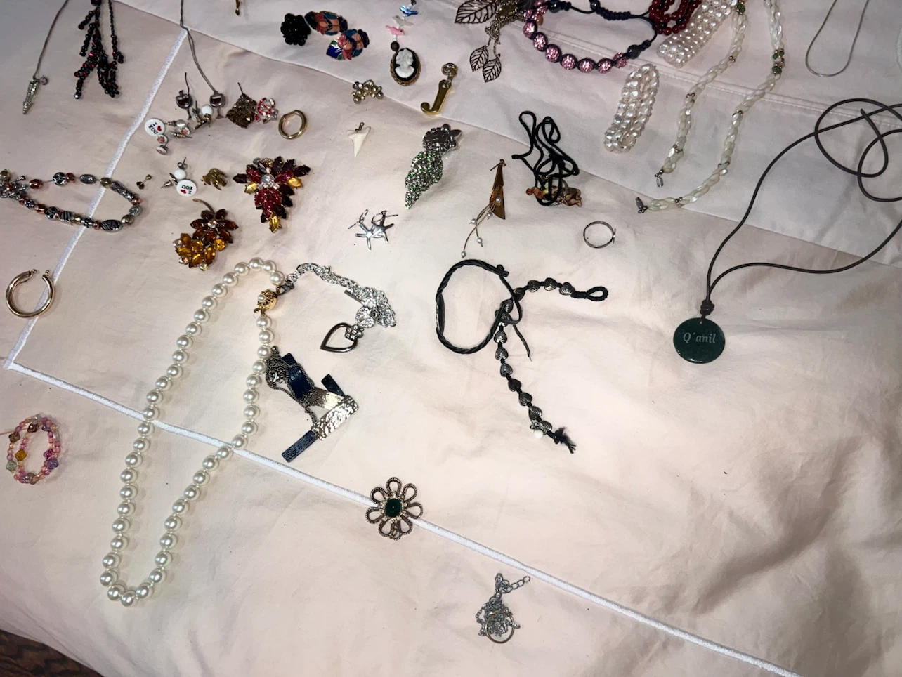 Assorted Jewellery - photo 3