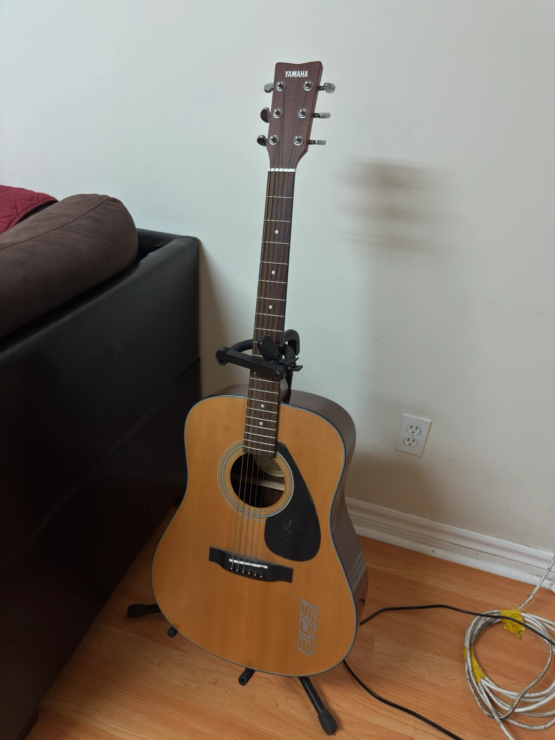 Yamaha F325D Acoustic Guitar - photo 2