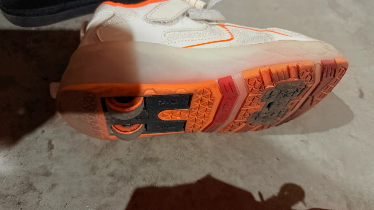 White and Orange Roller Shoes - Size 35 - photo 2