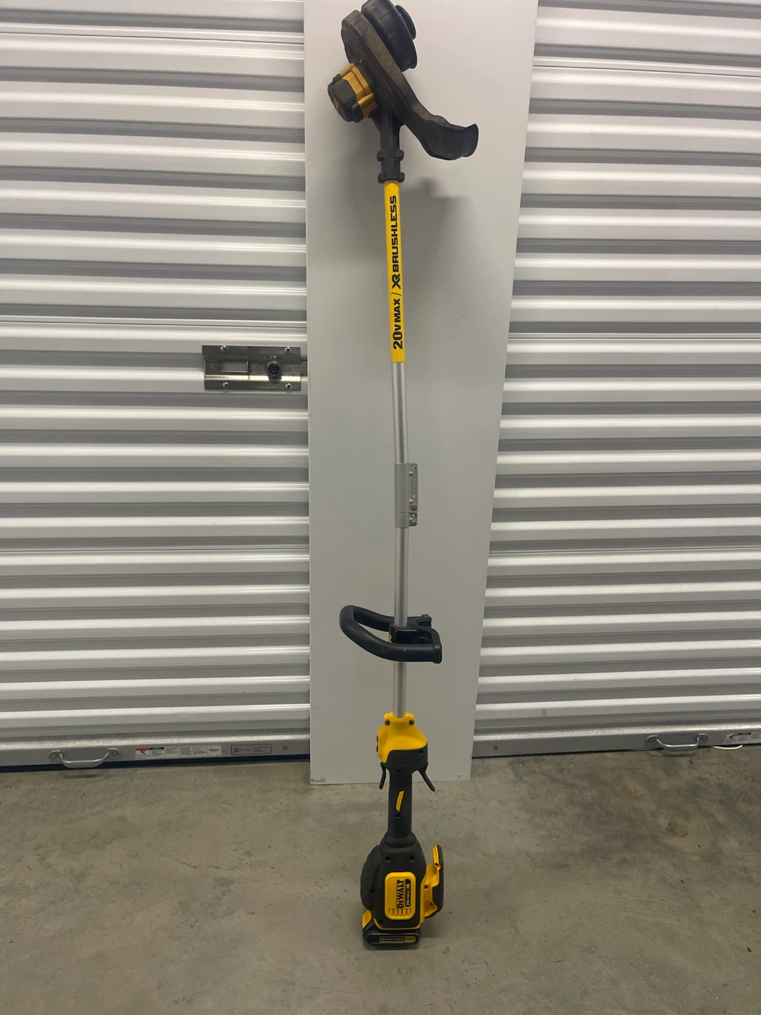 DeWalt 20V MAX XR Brushless String Trimmer - photo 4