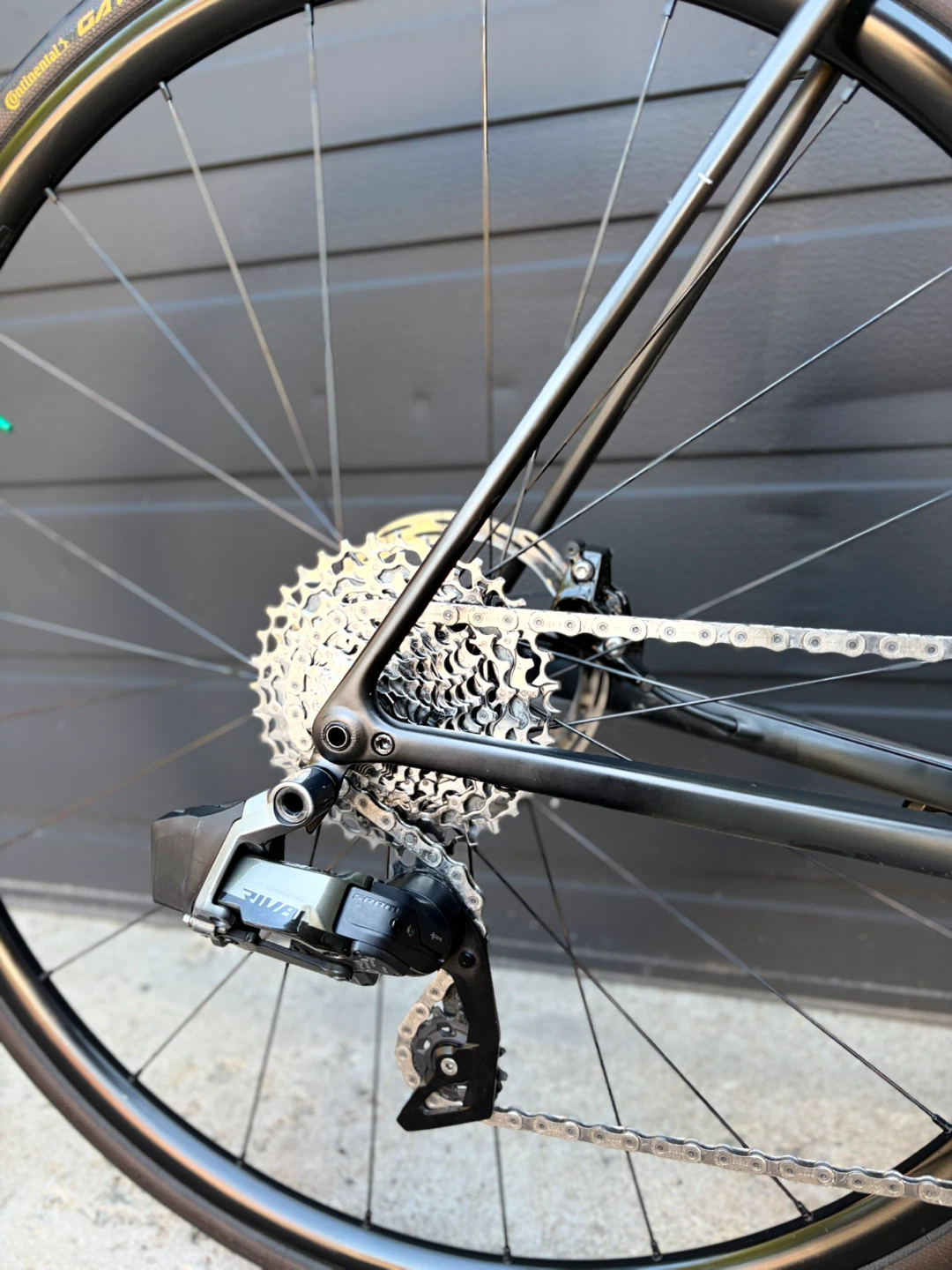 58cm Specialized Aethos Rival eTap AXS Road Bike - photo 3