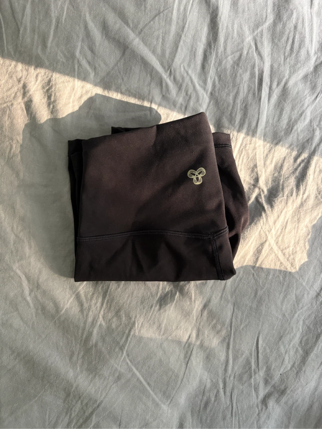 Aritzia Tna "Golden Powersculpt" Biker Shorts - photo 4
