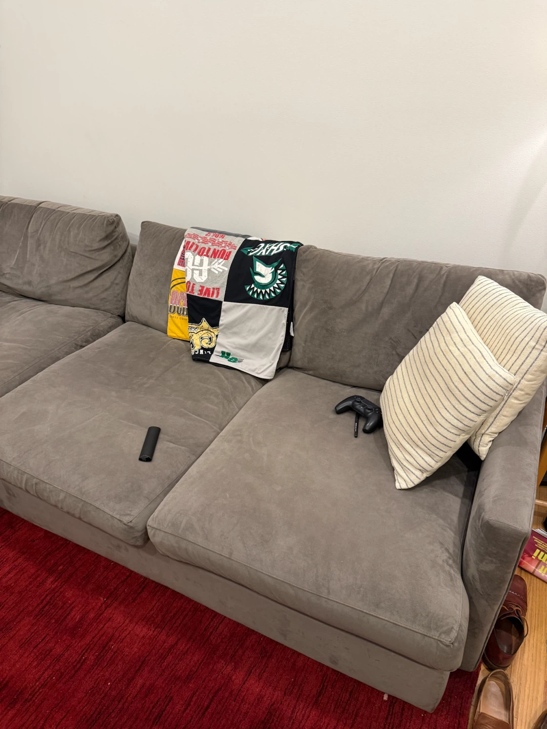 Crate and Barrel Lounge Gray Sectional Couch - photo 3