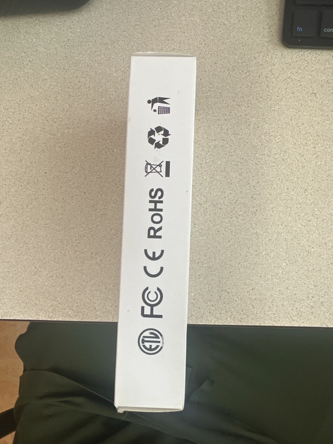 FEEL2NICE USB-C Charger - photo 2