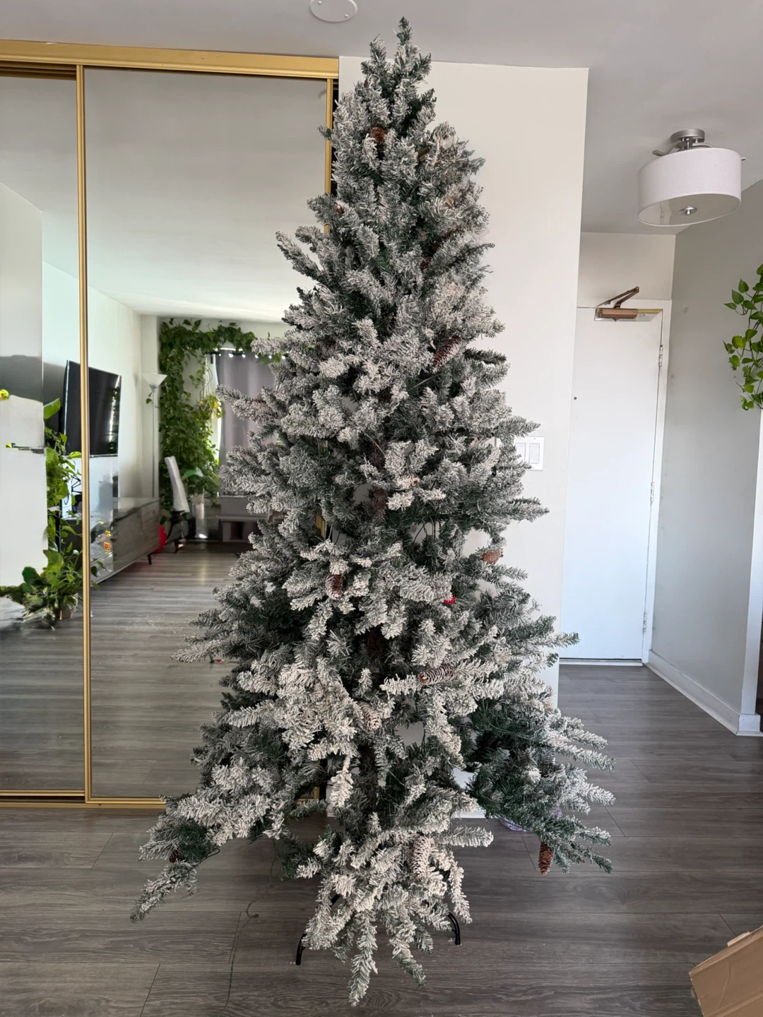 7.5 Feet Flocked Christmas Tree