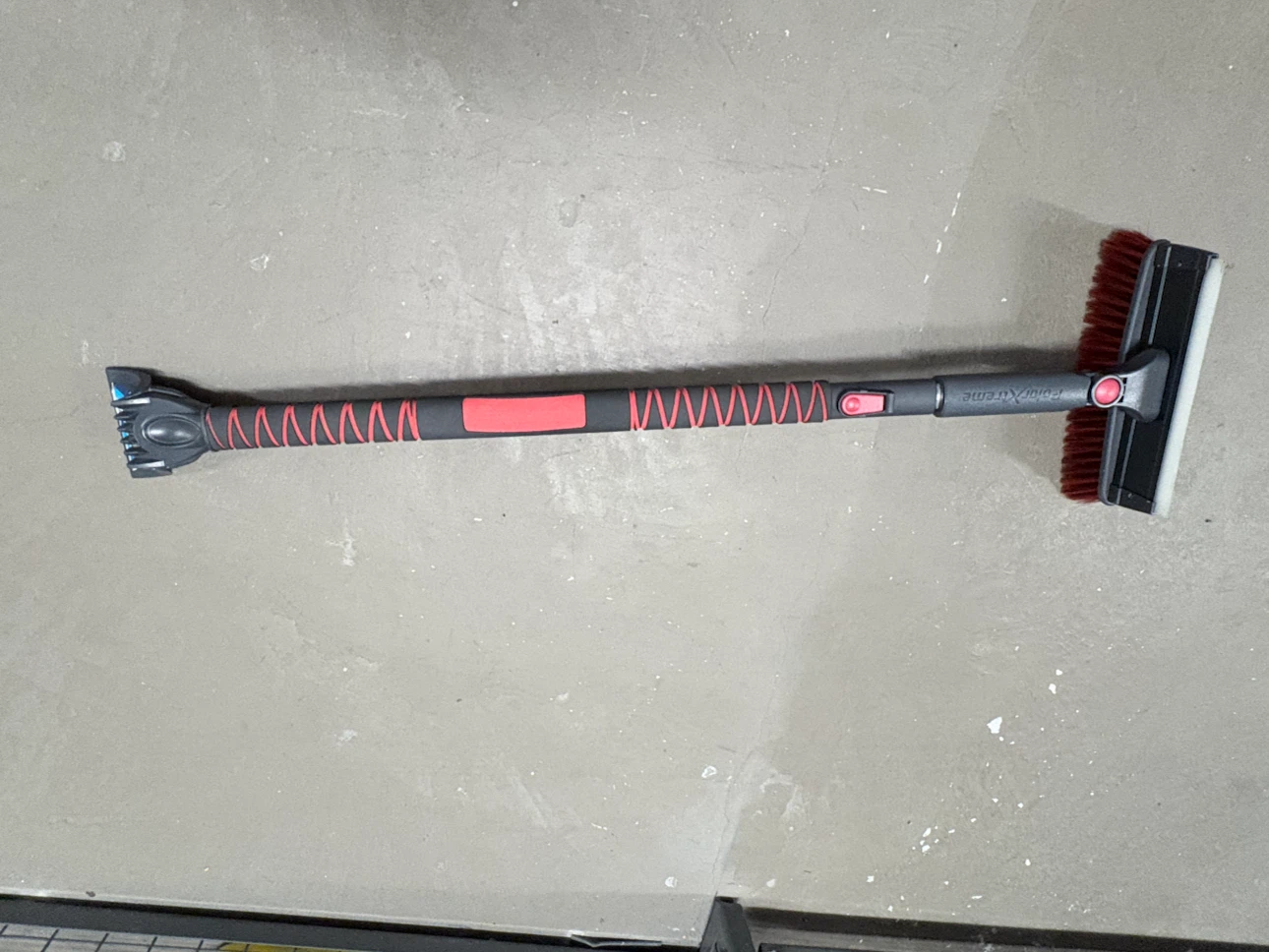 Snow Brush and Ice Scraper