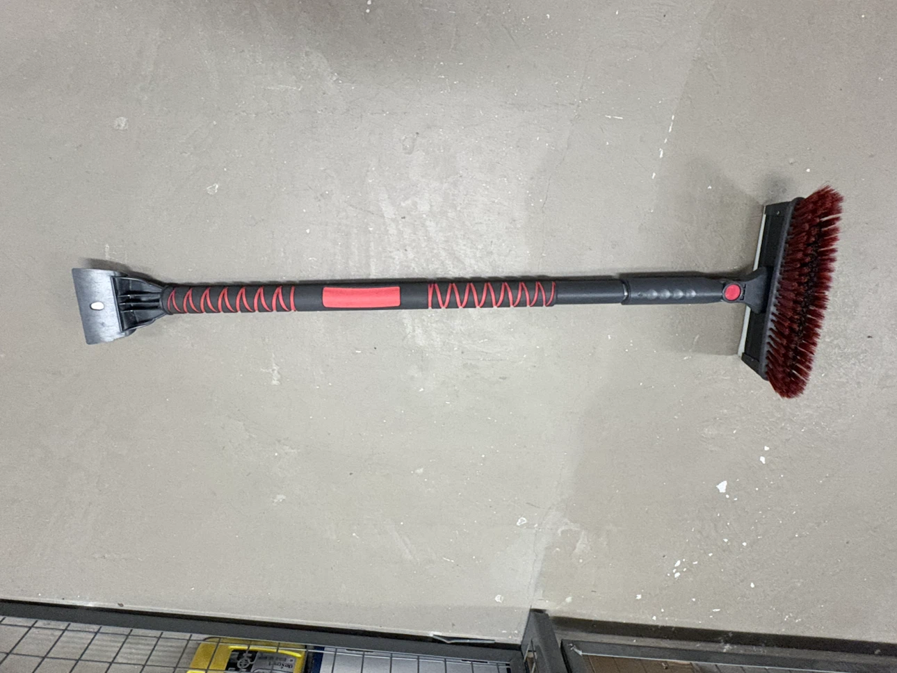 Snow Brush and Ice Scraper - photo 2