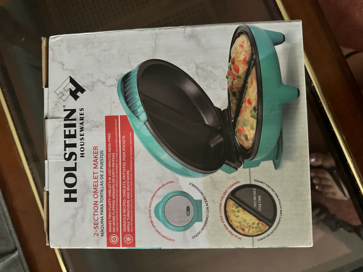 Holstein Housewares 2-Section Omelet Maker