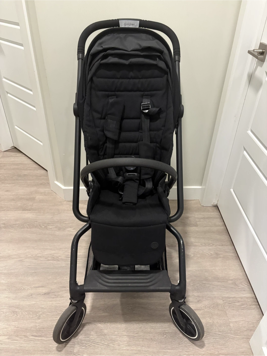 Cybex Eezy S Twist+2  Stroller in Deep Black