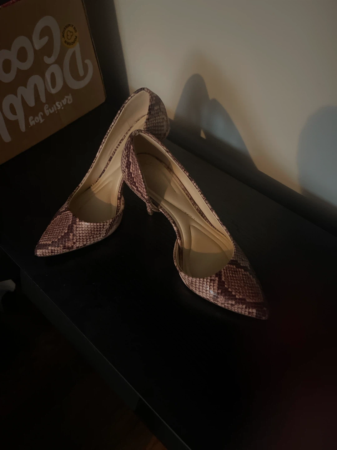 Women's Snakeskin Print Heels - photo 3