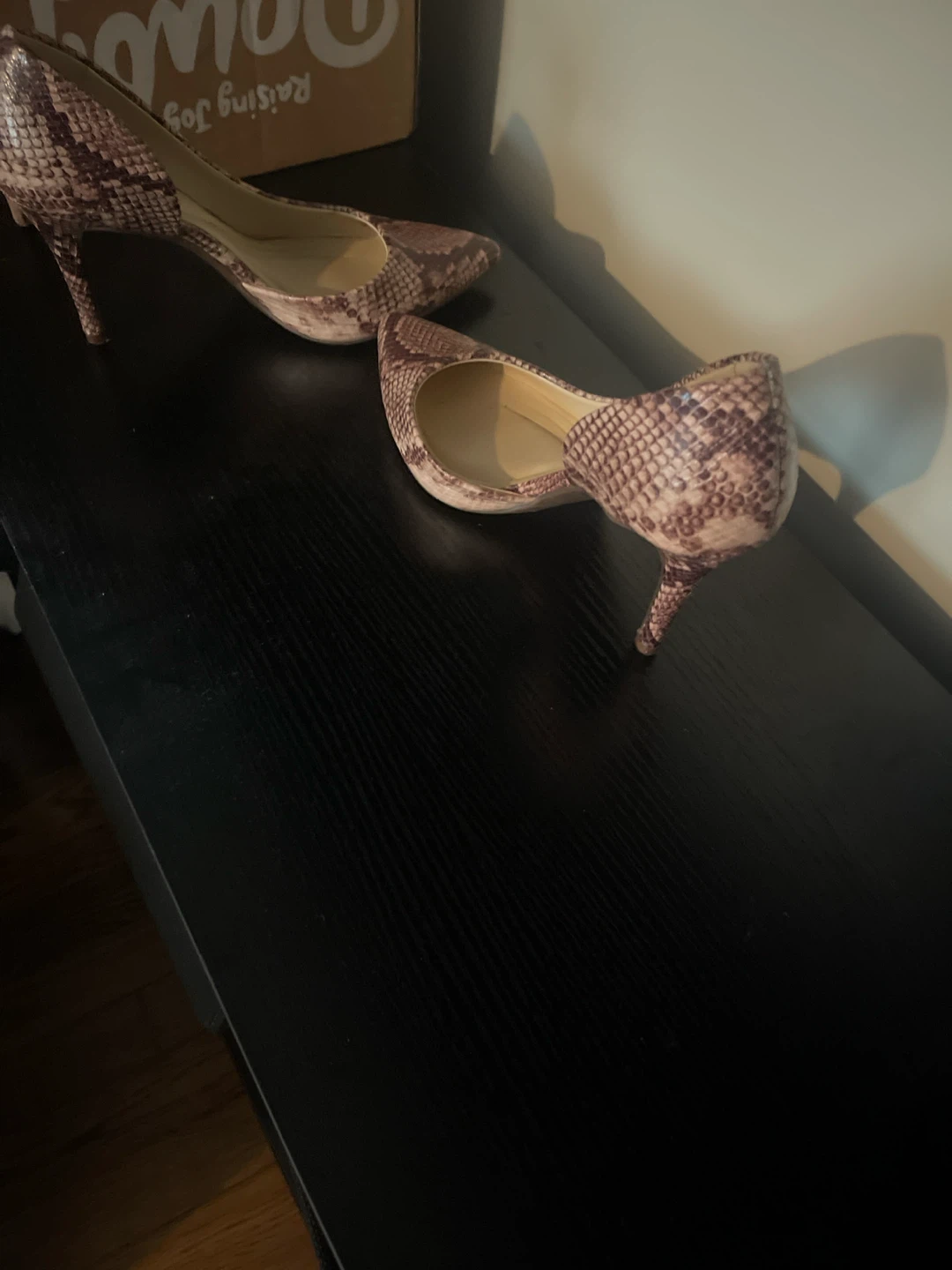 Women's Snakeskin Print Heels - photo 5