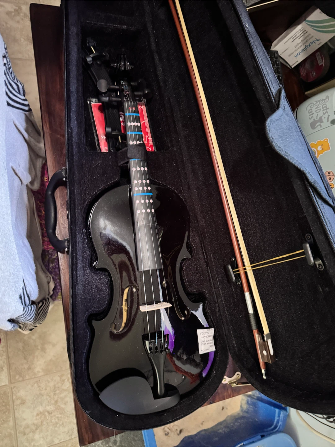 Vangoa Violin Case with Violin and Bow
