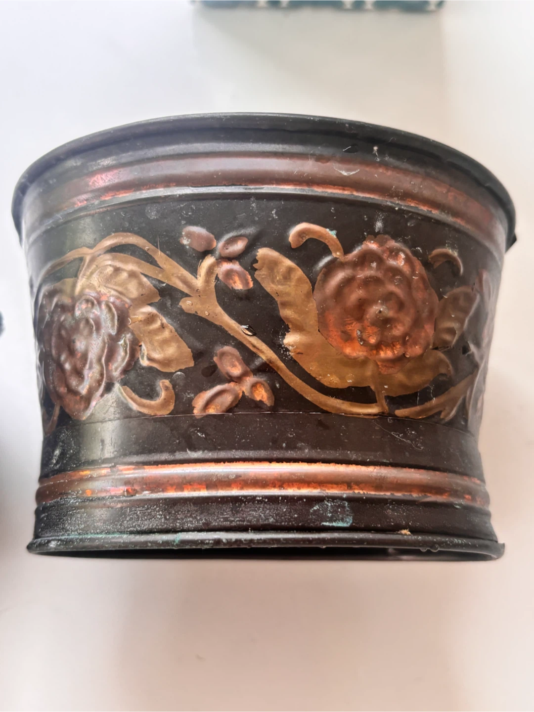 Decorative Metal Planters (Set of 2) - photo 3