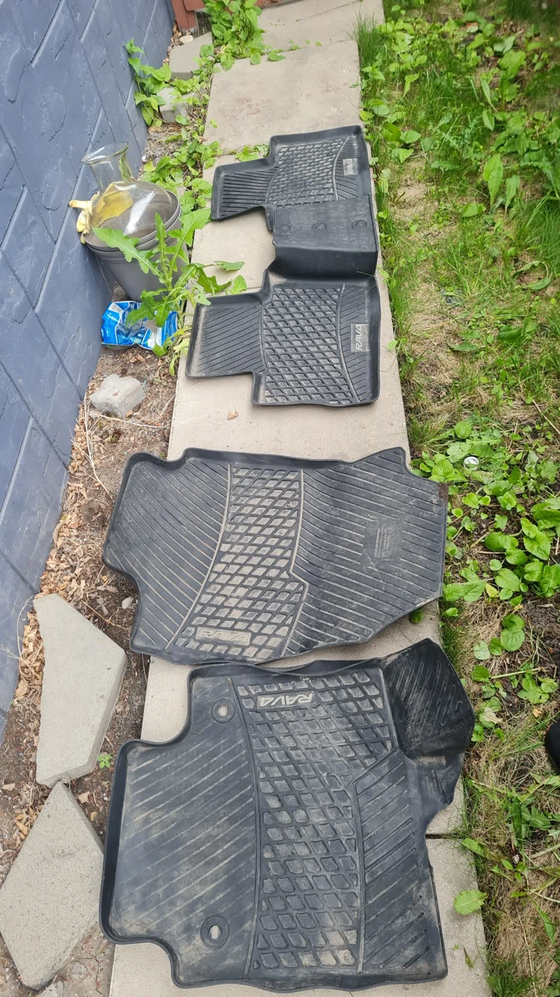Toyota RAV4 All-Weather Floor Mats