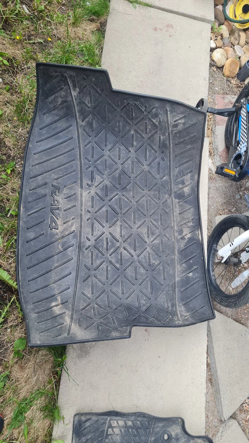 Toyota RAV4 All-Weather Floor Mats - photo 3