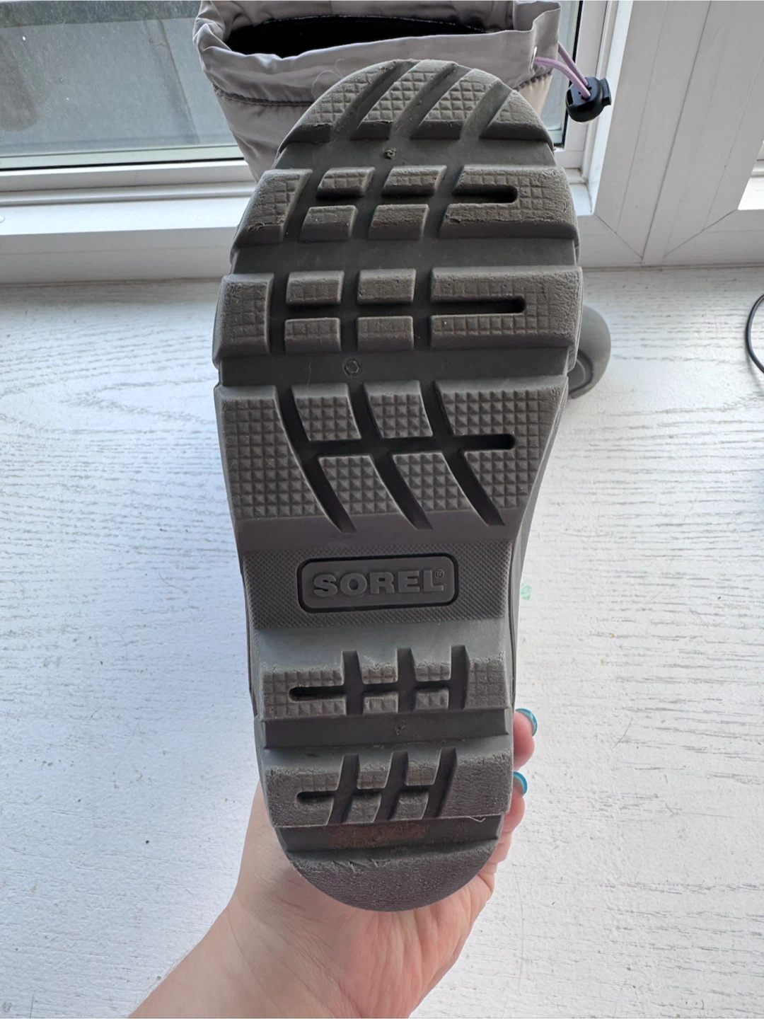 Sorel Kids Snow Boots Size 1 - photo 4