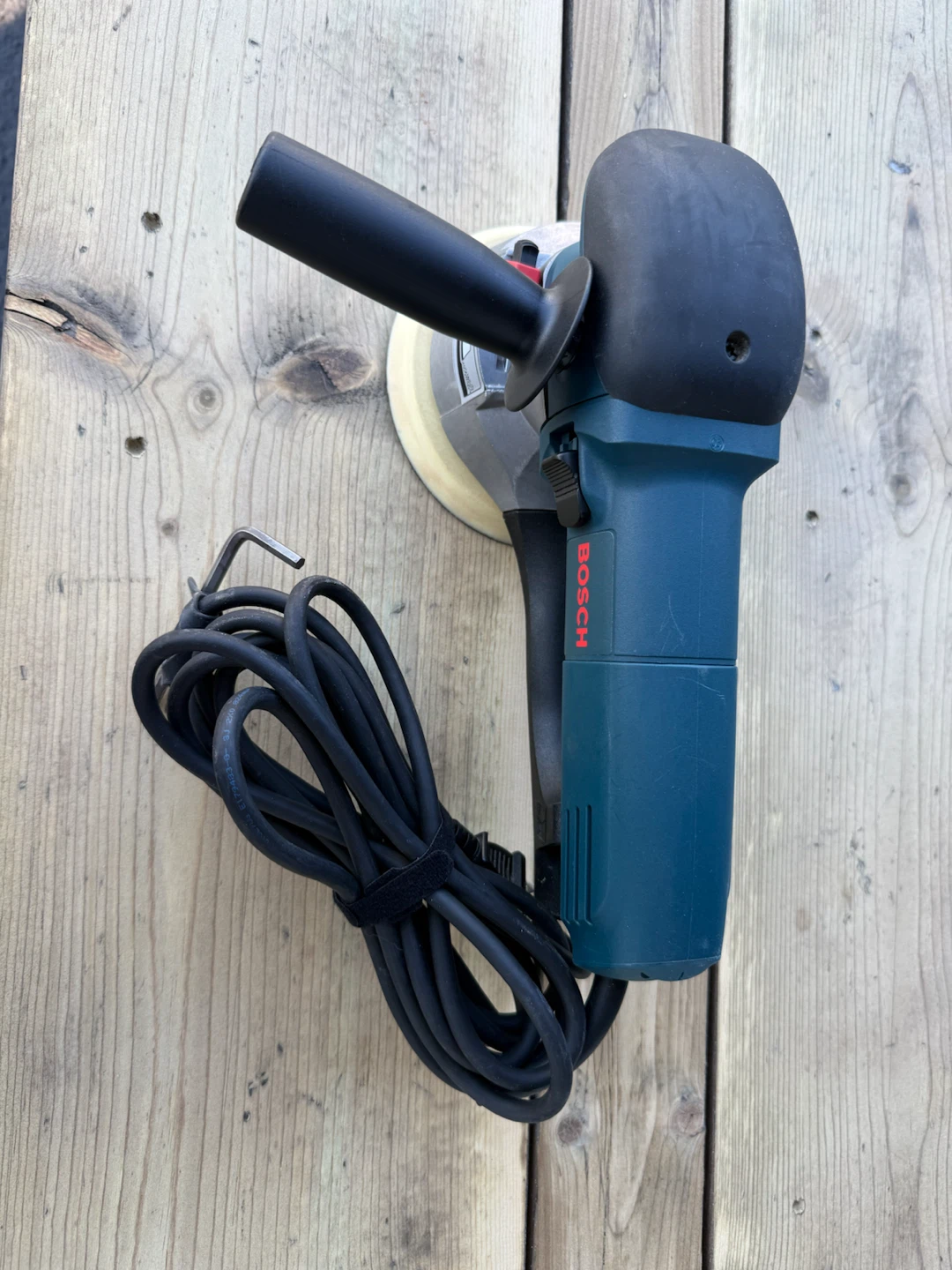 Bosch 6” Random Orbital Sander