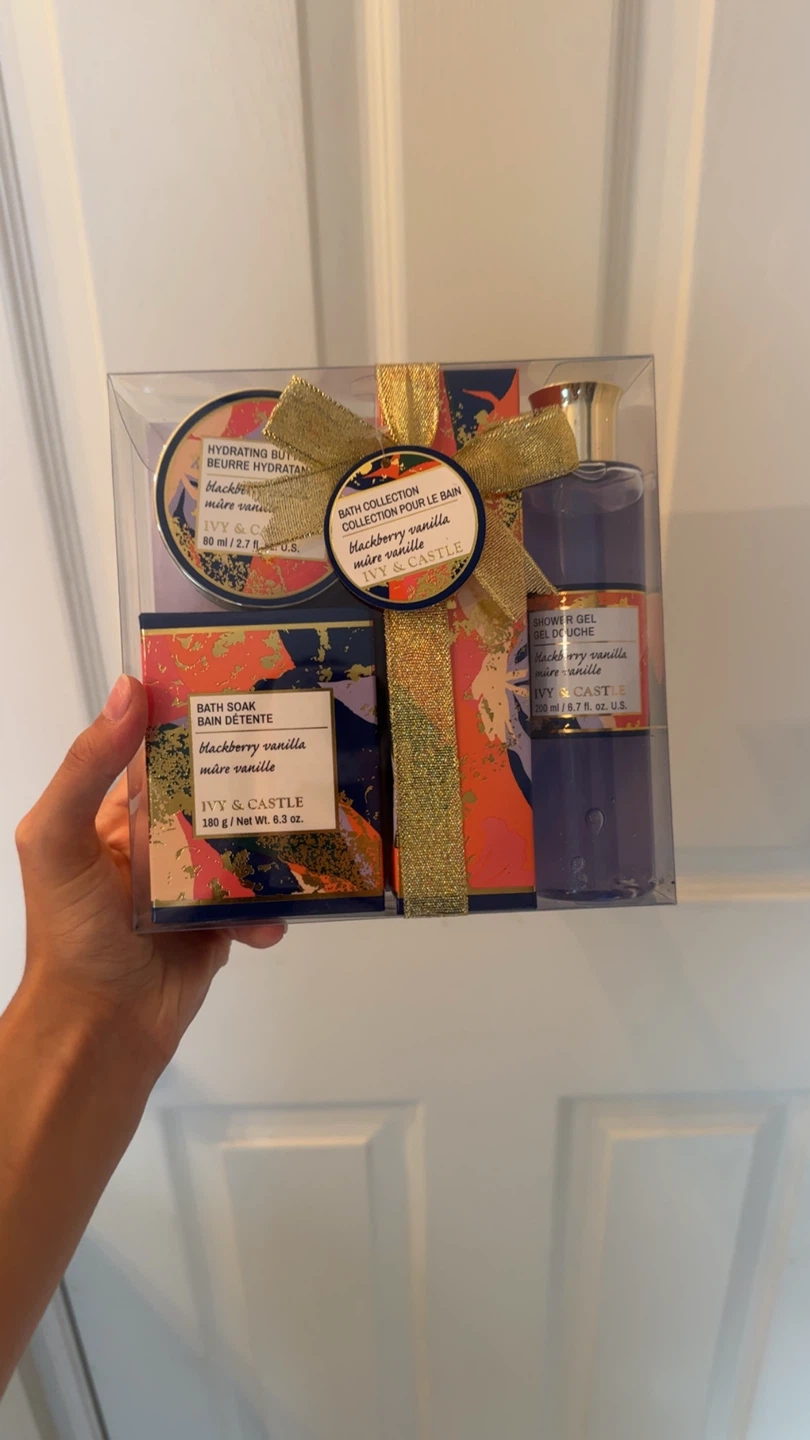 Ivy & Castle Blackberry Vanilla Bath Collection Gift Set