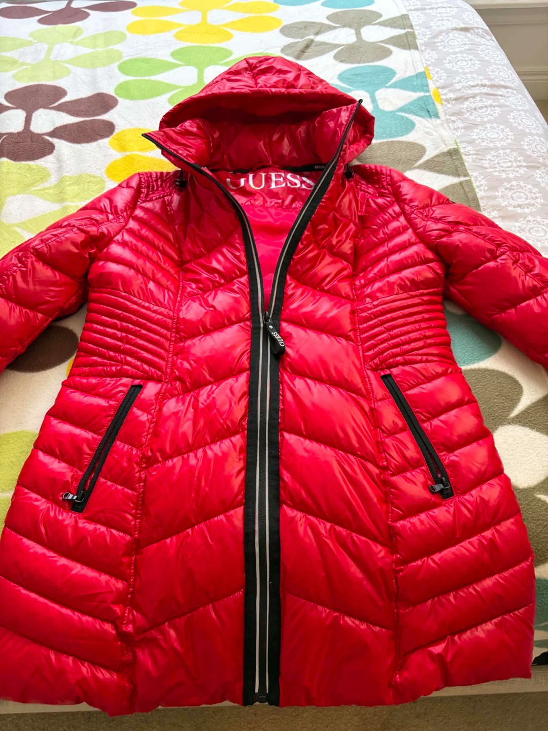 Guess Puffer Jacket - Red