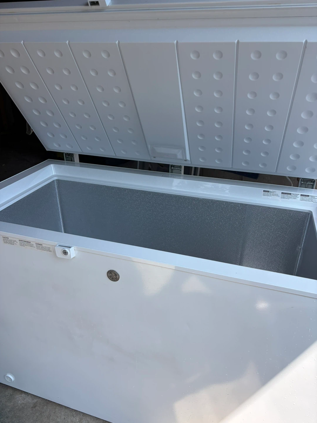 GE Appliances Chest Freezer FCM11PHCWW