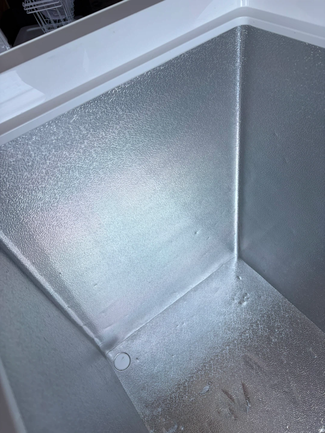 GE Appliances Chest Freezer FCM11PHCWW - photo 4