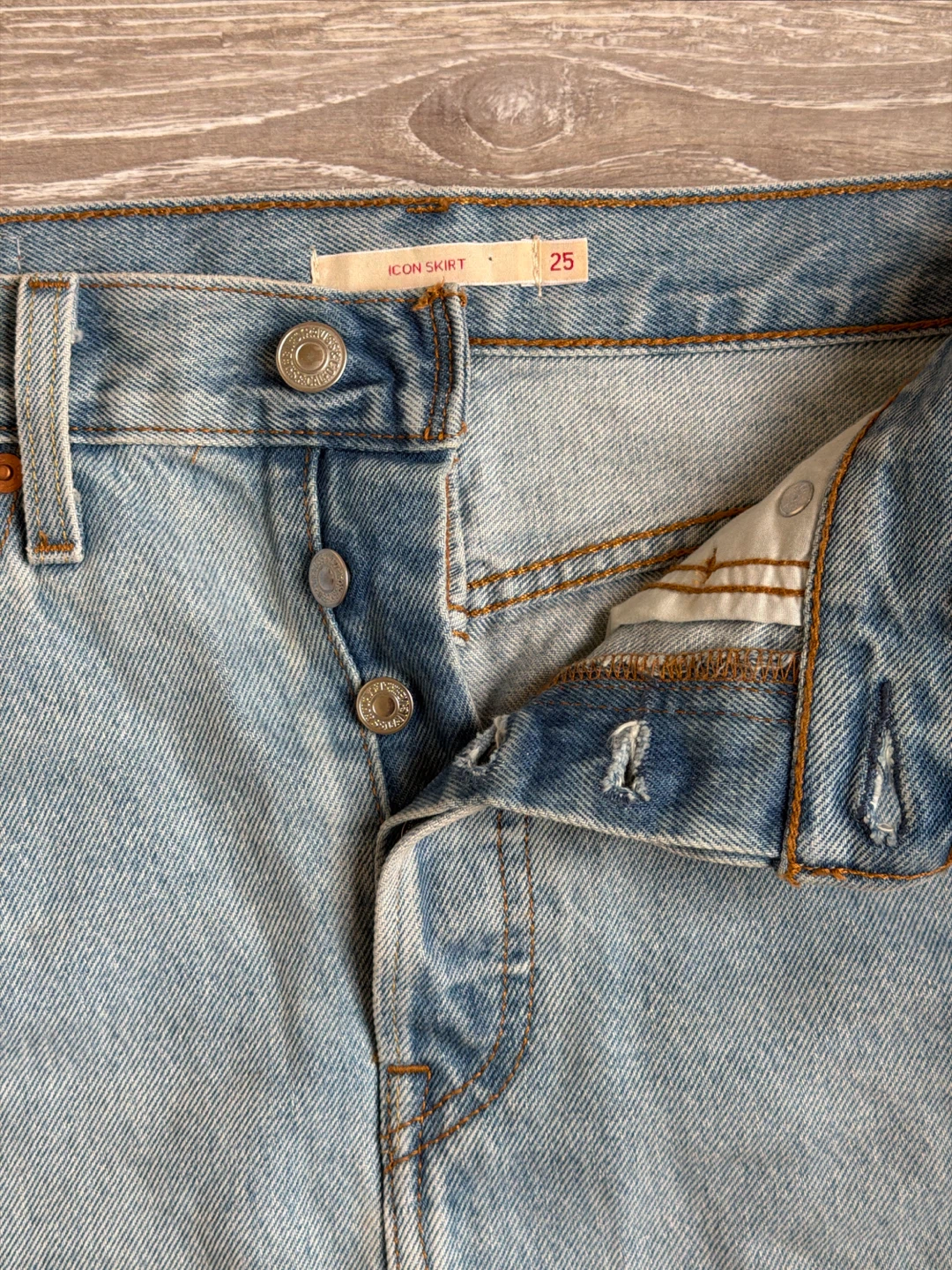 Levi's Premium Icon Skirt - photo 2