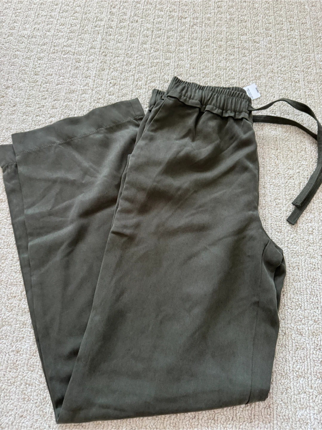 Aritzia Wilfred  Olive Green Pants XXS NWT