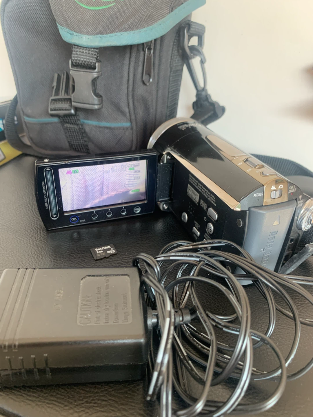 JVC Everio Hard Disk Camcorder 30GB - photo 3