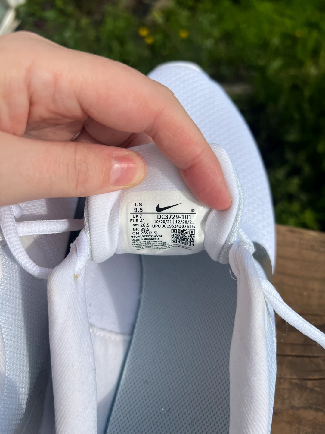 Nike Revolution 6 Running woman’s Shoes White US 9.5 - photo 4