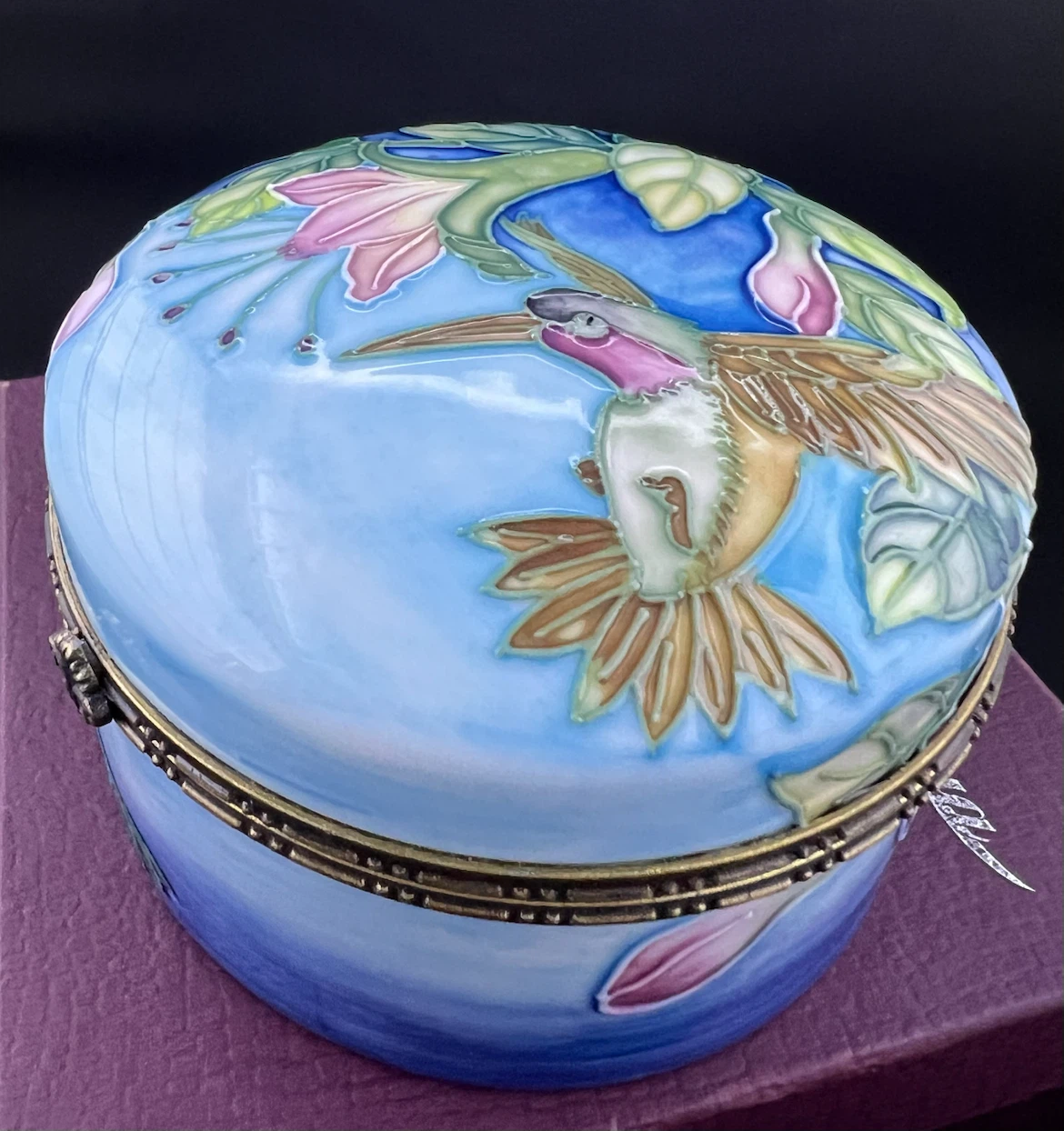 Benaya Artist-Signed Hummingbird Porcelain Trinket - photo 5
