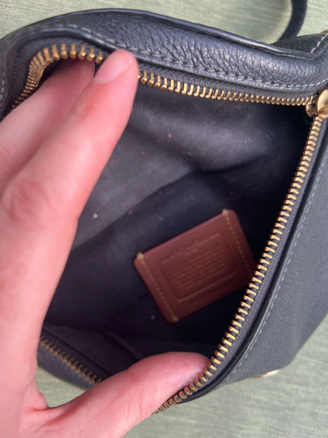 Coach Black Leather Belt Bag - photo 4