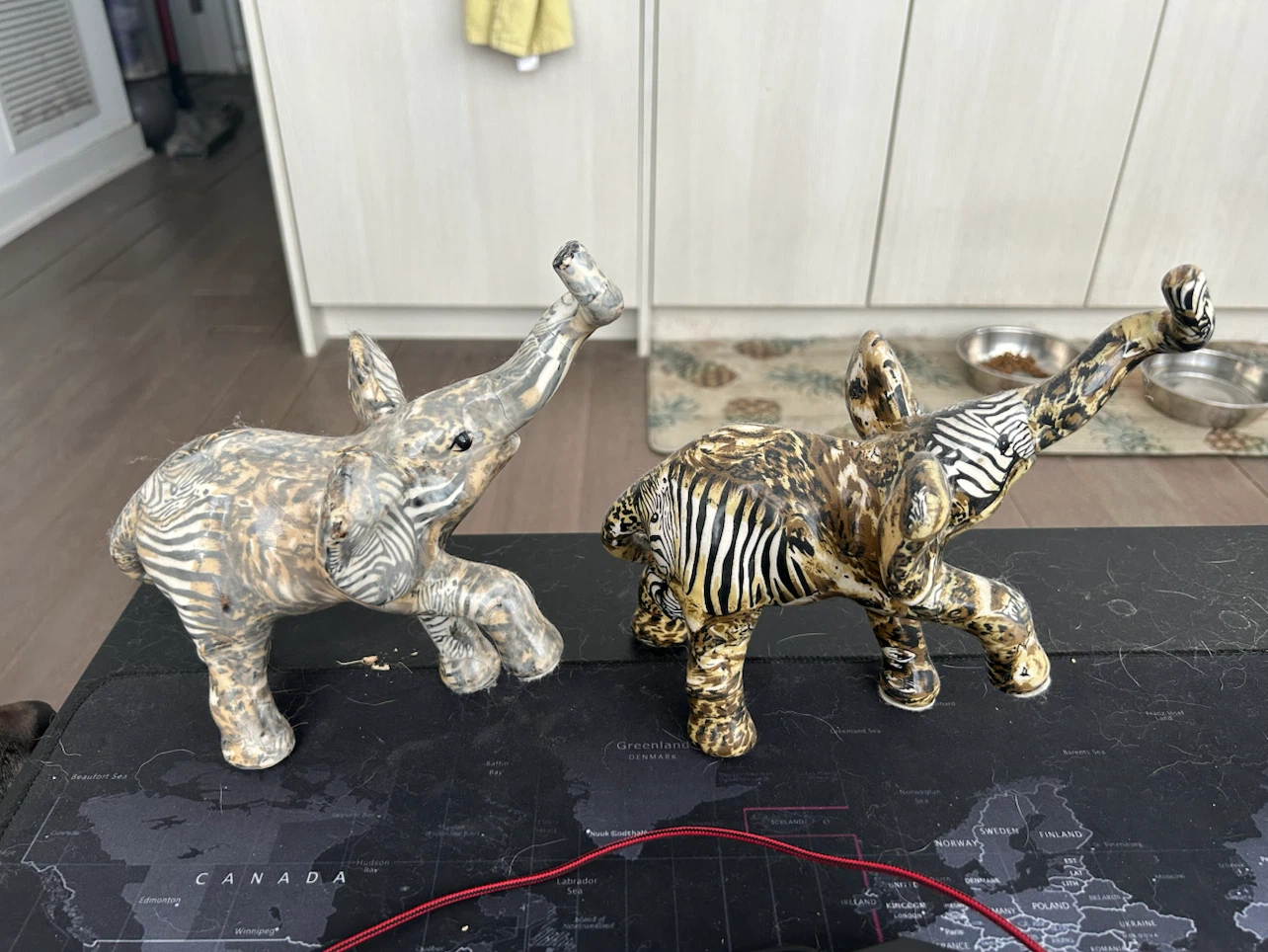 Decorative Elephant Figurines (Set of 2)
