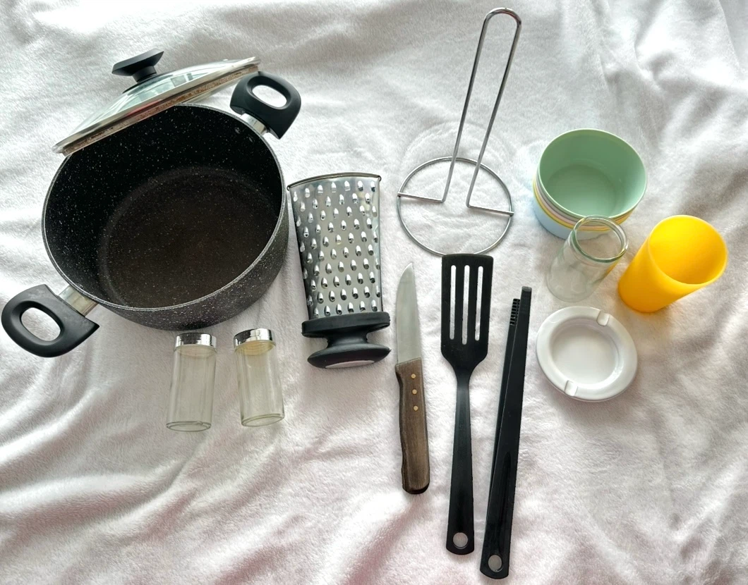 MOVING SALE : kitchen items