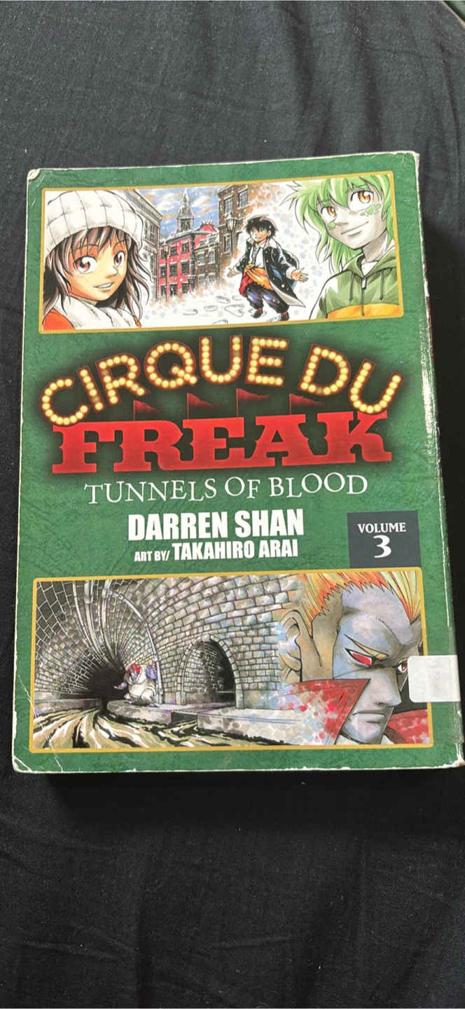 Cirque Du Freak manga volumes - photo 3