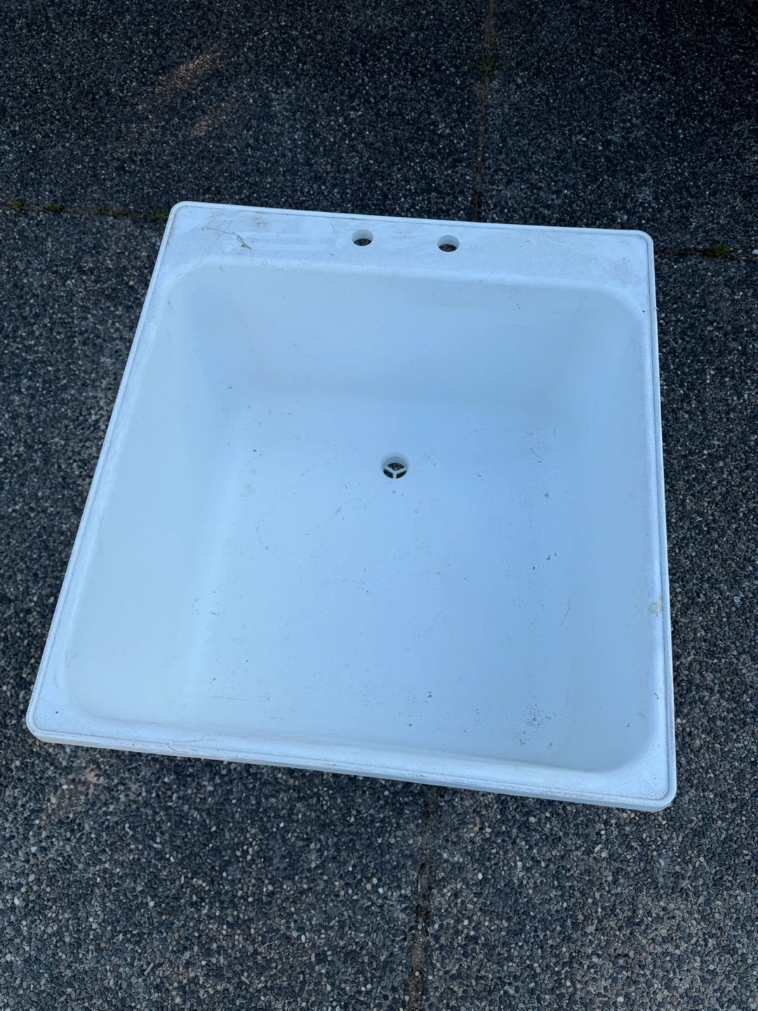 Utilatub Utility Sink - photo 3