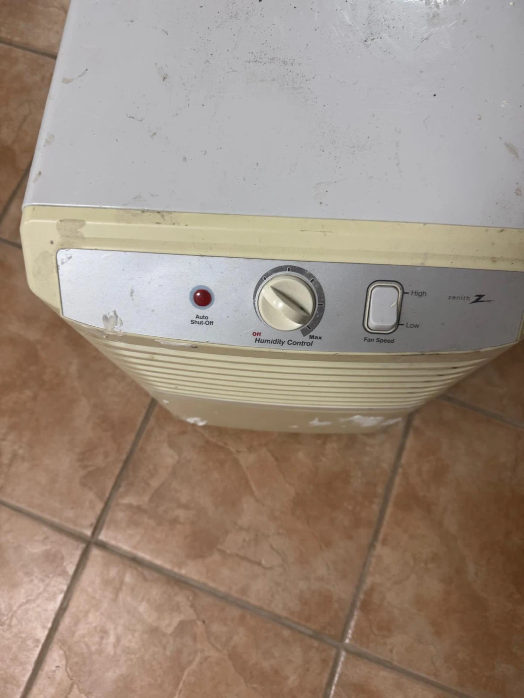 Zenith Dehumidifier with Humidity Control and Fan Speed - photo 4