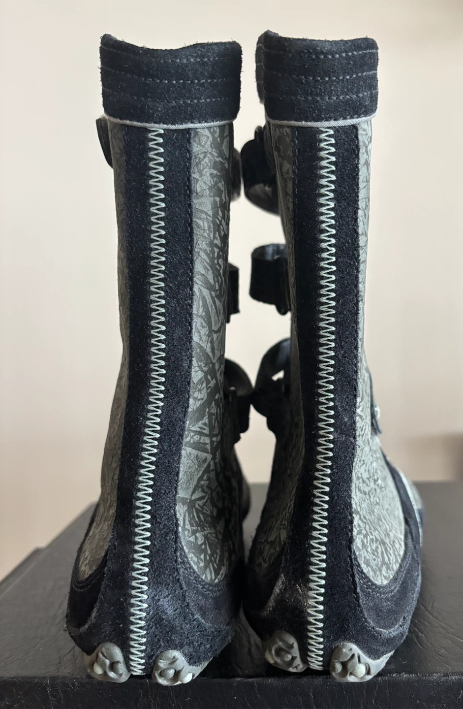 Reebok size 8 unisex comfort Boots - photo 5