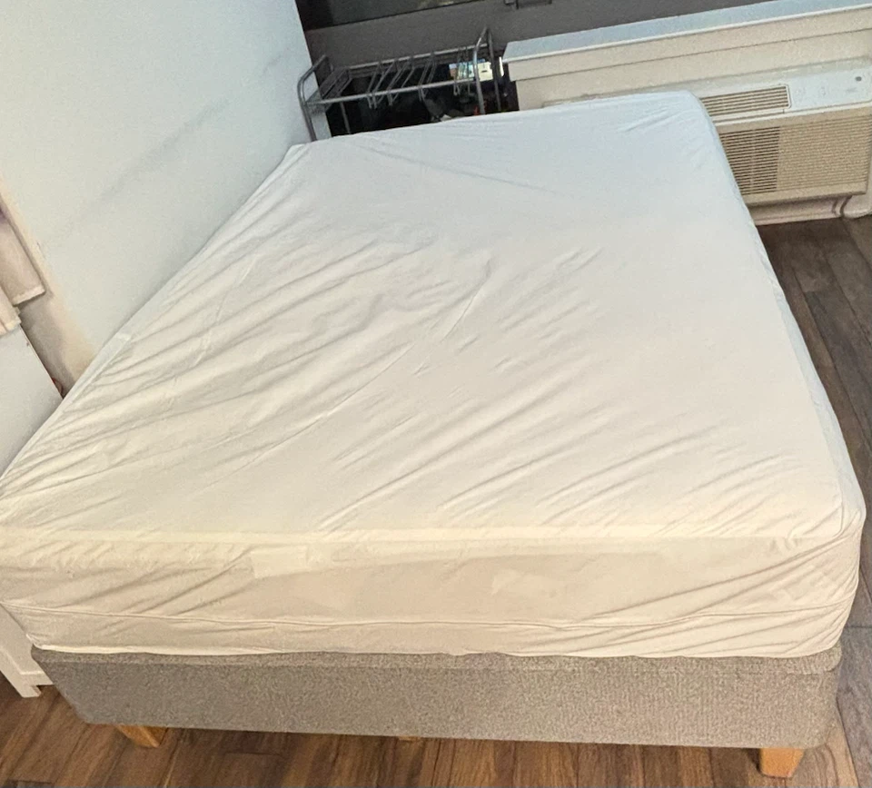 Milliard 10" Memory Foam Full Size Mattress - photo 2