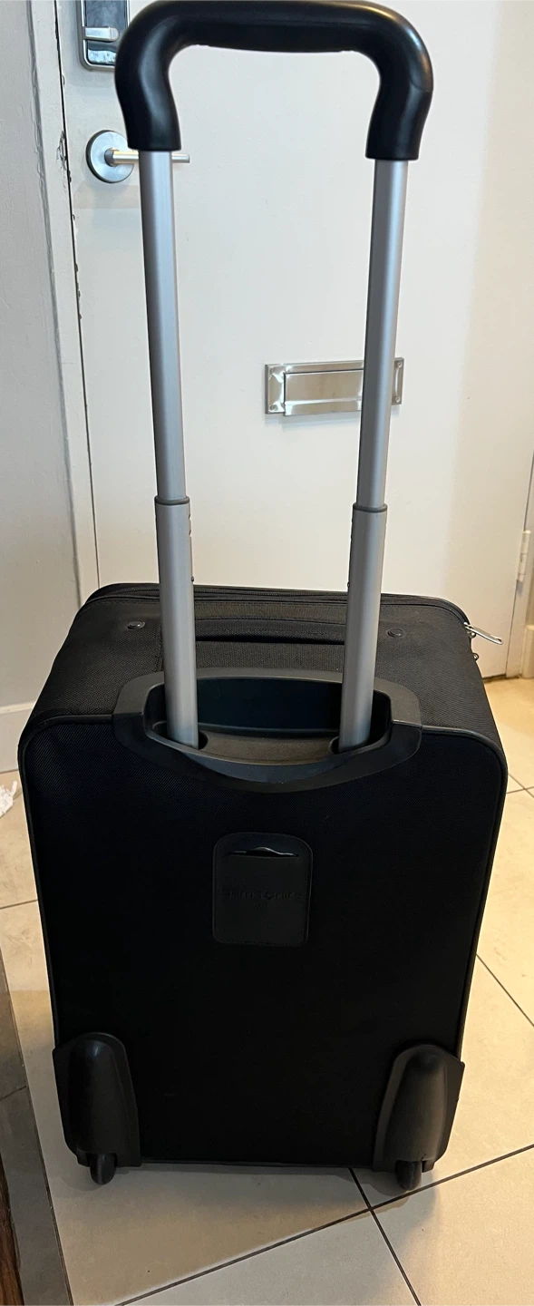Samsonite Rolling Suitcase - photo 4
