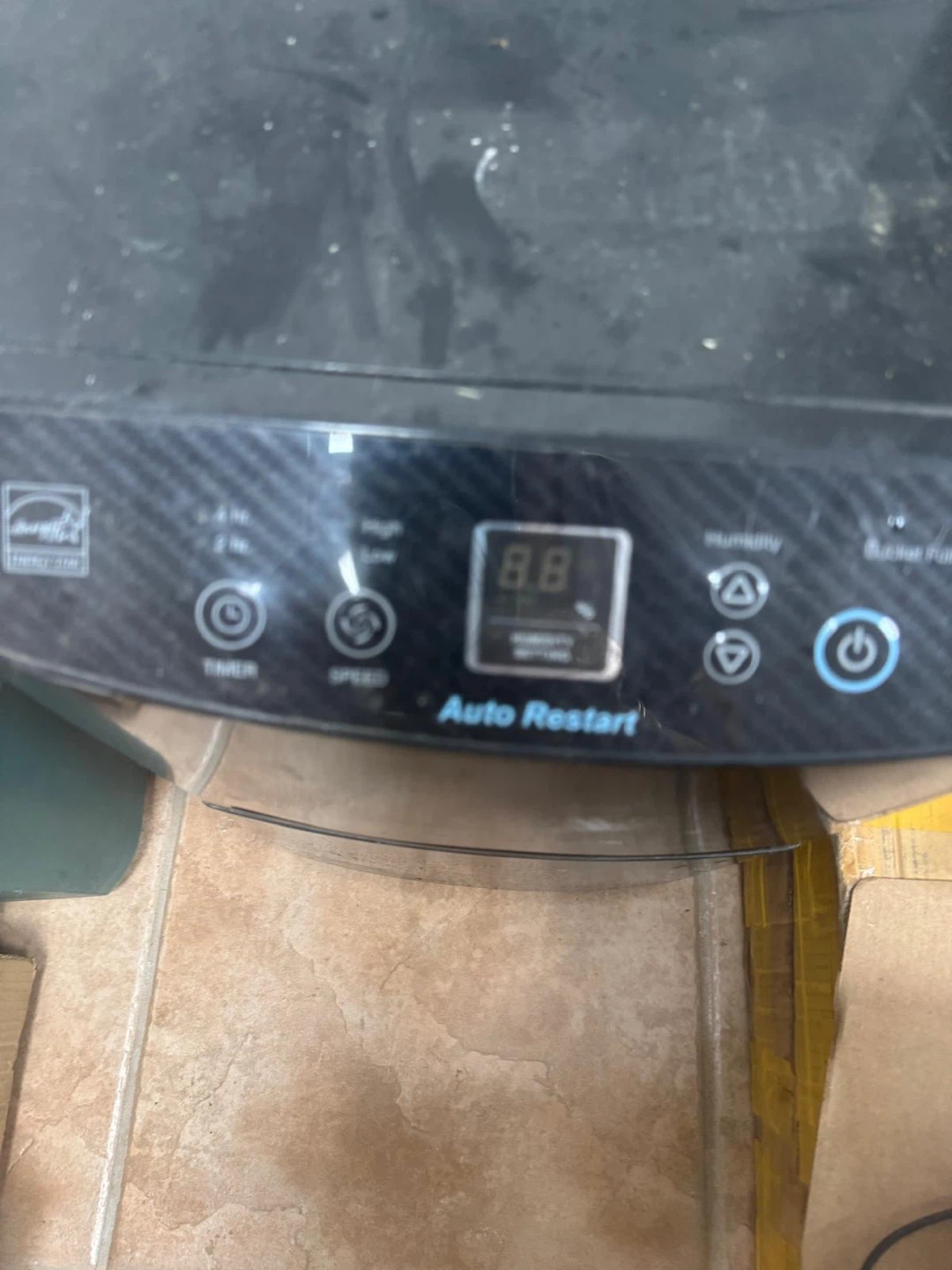 LG Dehumidifier  Doesn’t turn on - photo 2