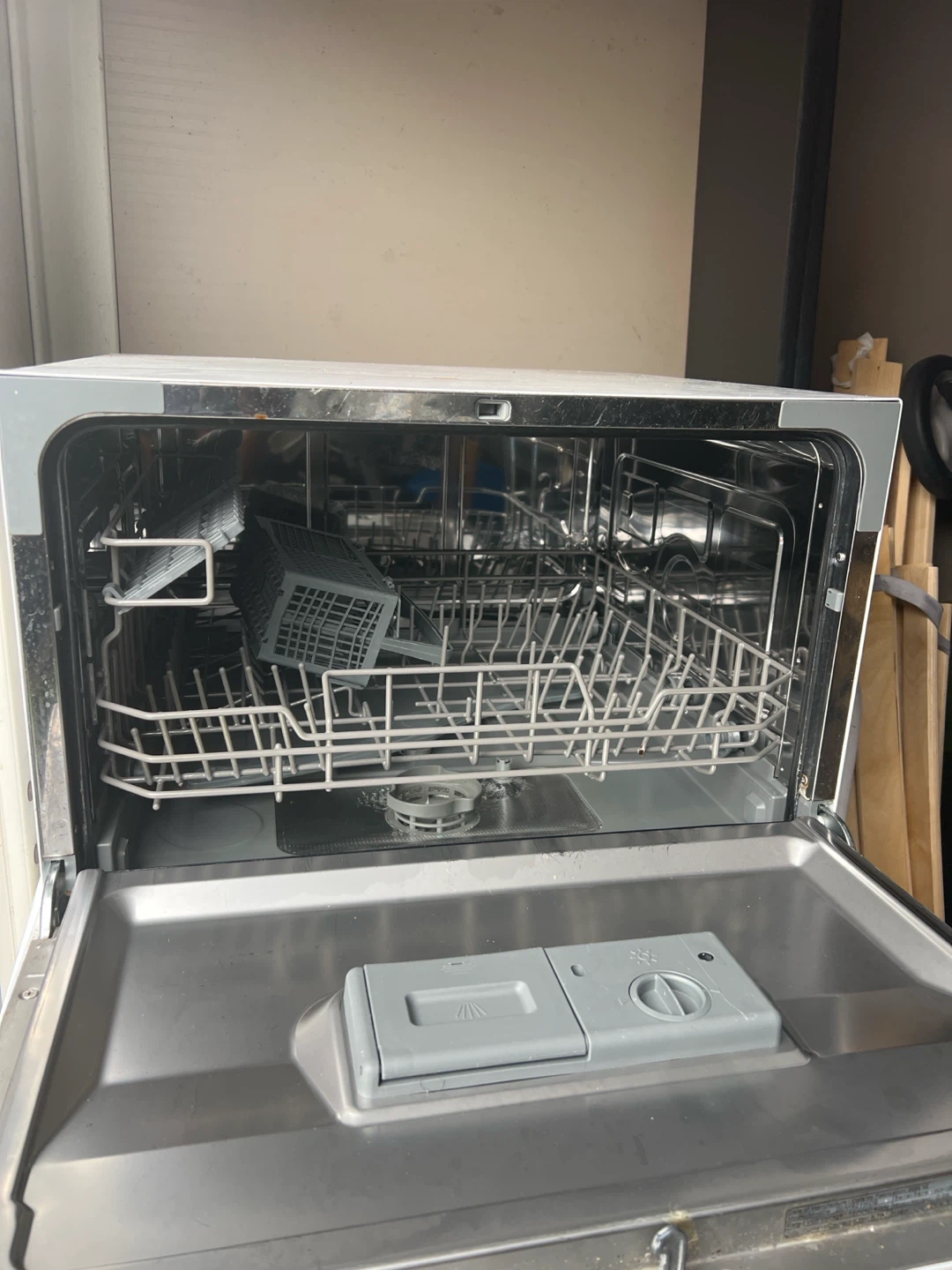 Danby Countertop Dishwasher DDW621WDB - photo 2