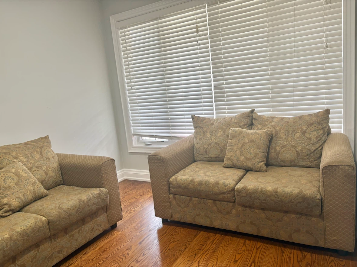 3-Piece Sofa Set with Accent Pillows - photo 3