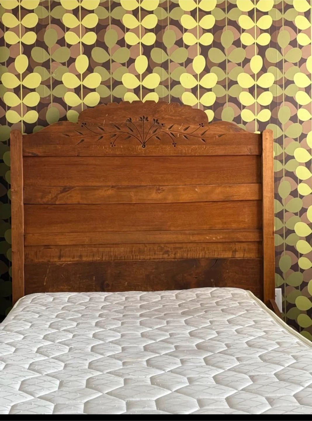 Vintage Wooden Bed Frame (Twin) - photo 2