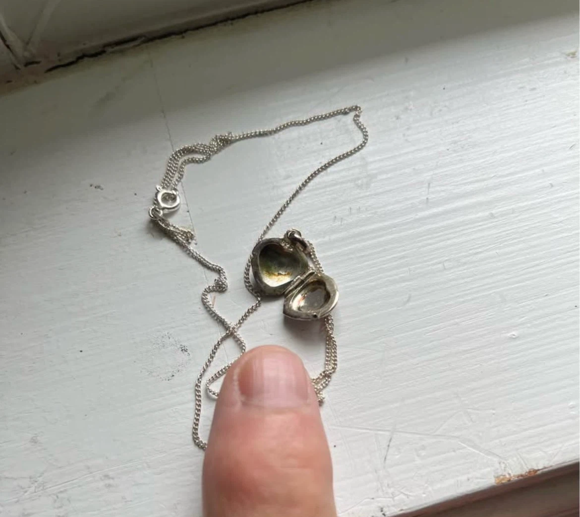 Sterling Silver Heart Locket Necklace - photo 4
