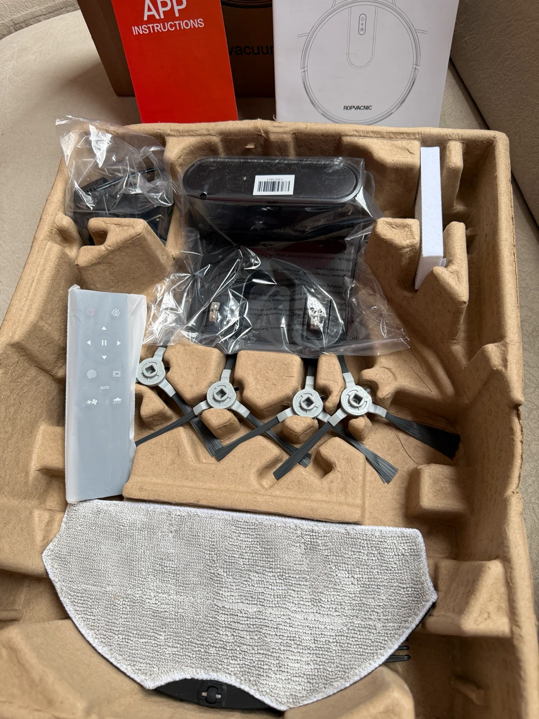 Robot Vacuum & Mop Combo App Control Self-Charging - New - photo 3